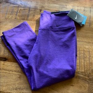 Nike Legend 2.0 Womens Dry Fit Capri Tight Size XS
